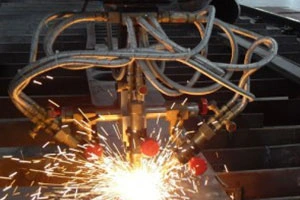 Metal_Supermarkets-Metal-Flame-Cutting